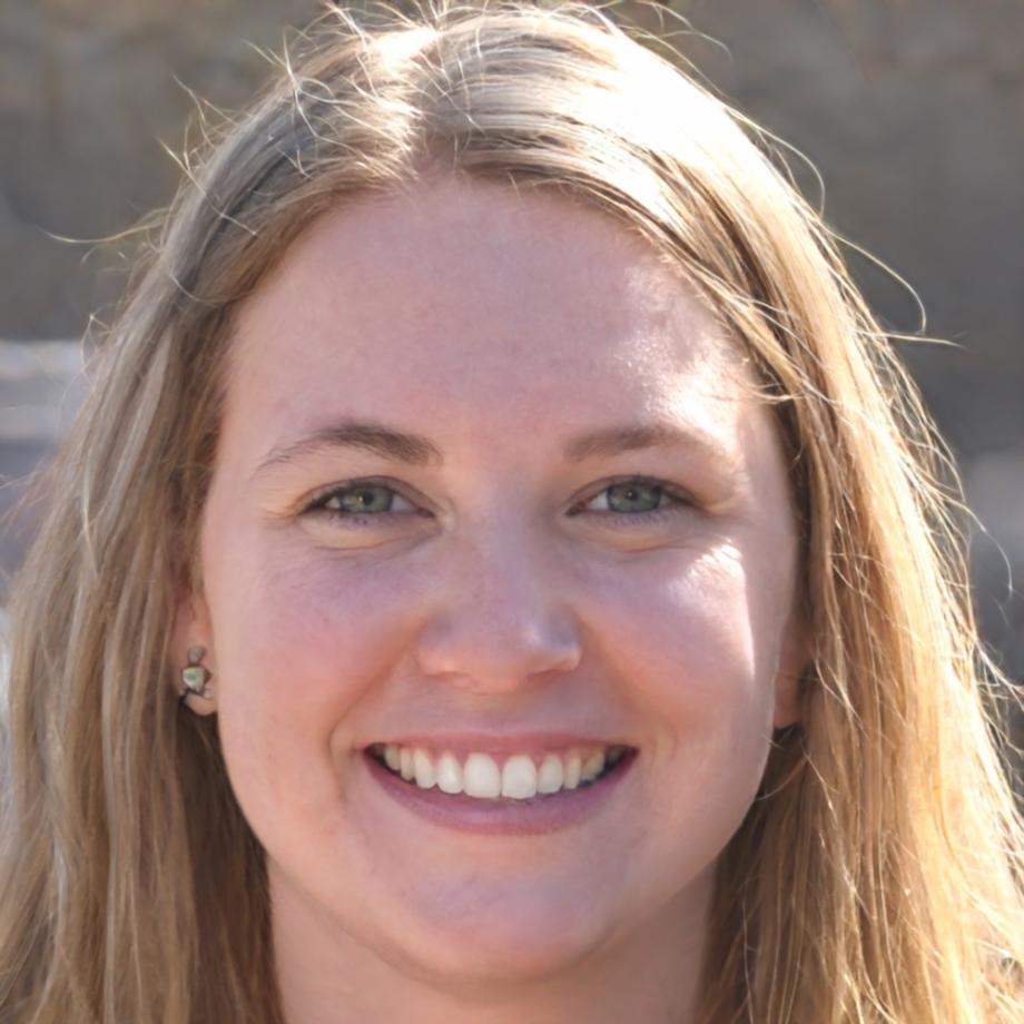 Instructor portrait showing Siobhan MacLeod